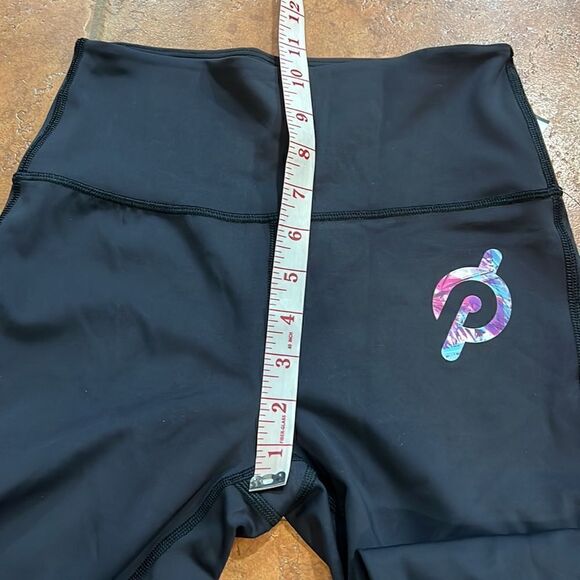 NWT Peloton Move Mission Scallop Hem Legging Black size S - Picture 9 of 10